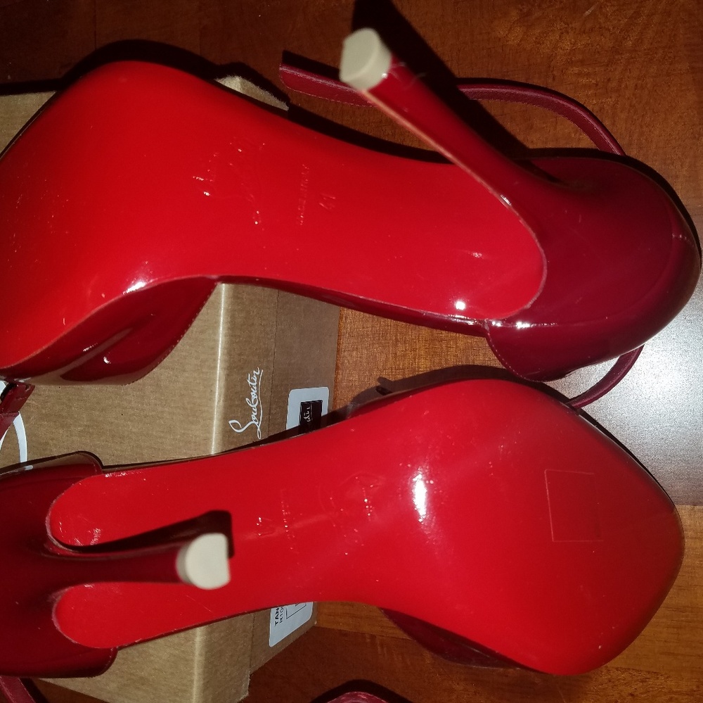 *SOLD* AUTHENTIC Christian Louboutin Patent Ankle - Picture 5 of 8